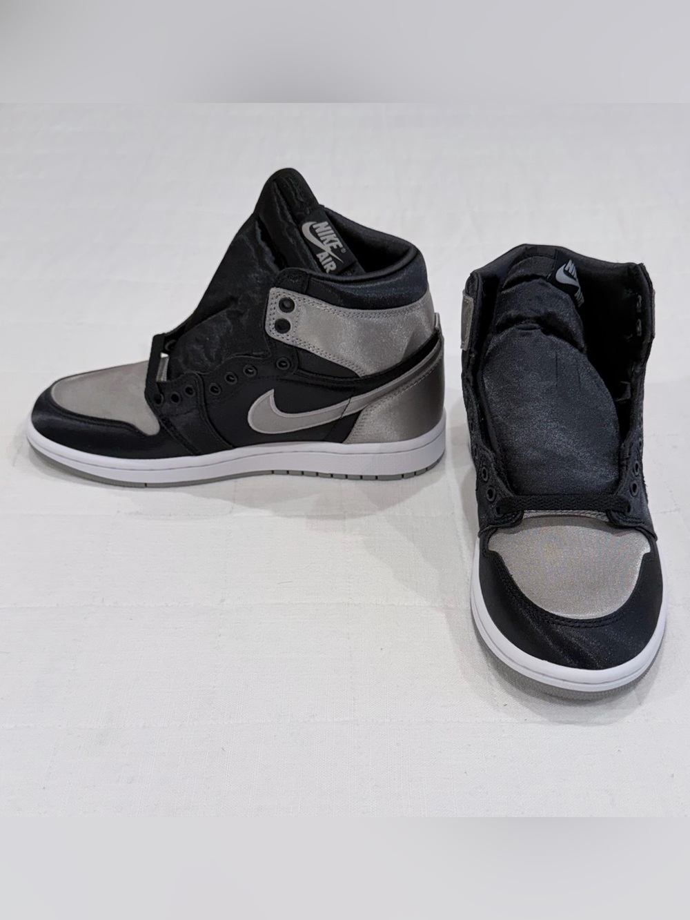 Nike Air Jordan 1 Retro Hi OG Mid Black/Metallic Silver Grey White Sneakers